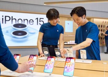 Apple ลดราคา iPhone 15 อีกครั้ง เพื่อแข่งกับ Huawei ในประเทศจีน