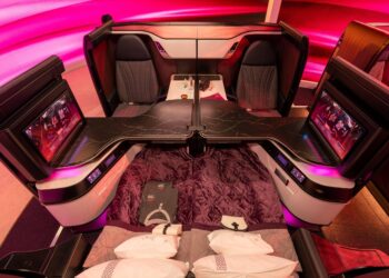 Qatar Airways เผยโฉม Qsuite Next Gen ใหม่สุดล้ำ พร้อมกับ Sama ลูกเรือ AI ดิจิทัลคนแรกของโลก