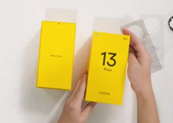 รองประธาน realme แกะกล่อง realme 13 Pro Series ให้ชมแล้ว