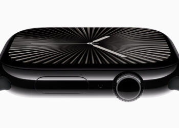 Apple เปิดตัว Apple Watch Series 10 ดีไซน์บางยิ่งกว่าเคย พร้อมจอภาพที่ใหญ่ที่สุดและล้ำหน้าที่สุด การชาร์จที่เร็วขึ้น และการวัดความลึกและอุณหภูมิน้ำ ในราคาเริ่มต้นที่ 14,900 บาท