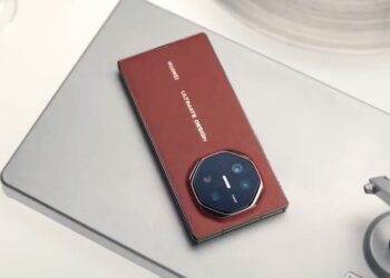 HUAWEI Mate XT Ultimate Design เผยโฉมทางการแล้ว โดยมี หลิว เต๋อหัว เป็นแบรนด์แอมบาสเดอร์