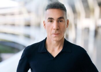 Dan Riccio ผู้บริหารระดับสูงของ Apple ที่ทำงานมานานกว่า 26 ปี กำลังจะออกจากบริษัท ในปลายเดือนนี้