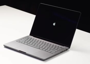 MacBook Pro รุ่นชิป M4 ถูกนำมาวางขายบนร้านค้าออนไลน์ของรัสเซีย