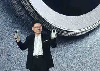 HUAWEI เปิดตัวเรือธง Mate 70 Series ดีไซน์กล้องใหม่ แบตใหญ่ 5700mAh รองรับ Generative AI