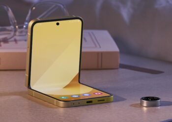 Samsung Galaxy Z Flip FE จะใช้จอแสดงผลหลักของ Galaxy Z Flip6