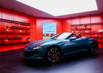 MG สร้างปรากฏการณ์ครั้งสำคัญ เปิดตัว MG Cyber Family 3 รุ่นเด่น พร้อมเผยโฉม Smart Cabin ร่วมกับ OPPO ที่งาน Shanghai Auto Show 2025