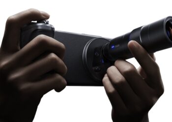 vivo เปิดตัว vivo X200 Ultra ทางการ มาพร้อมกล้อง 200MP ZEISS Telephoto ชิปประมวลผลภาพ VS1 และ V3+ ราคาเริ่มต้นราว 29,490 บาท ชุด Photographer Kit ราว 43,990 บาท