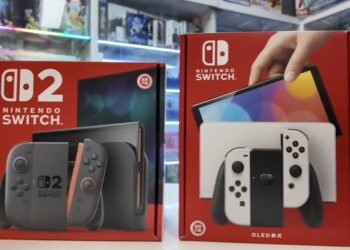 เทียบกล่อง Nintendo Switch 2 กับ Switch OLED Model