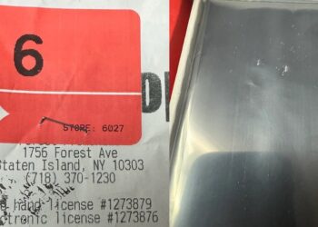 ร้านเกมยิงแม็กใบเสร็จบนกล่อง Nintendo Switch 2 ทำหน้าจอได้รับความเสียหาย