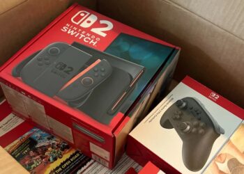 แกะกล่อง Nintendo Switch 2 เครื่องจำหน่ายจริง (ชมคลิป!!)