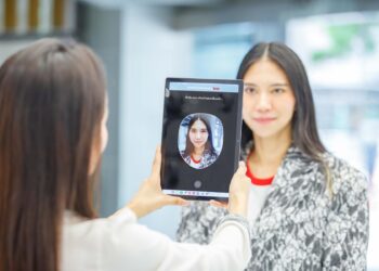 True ชูระบบลงทะเบียนซิมใหม่ ใช้เทคโนโลยีพิสูจน์ตัวตนด้วย AI ขั้นสูง และ Liveness Detection ป้องกันซิมผิดกฎหมาย