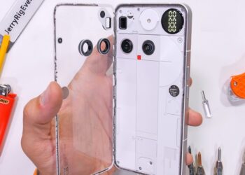 Nothing Phone 3 ถูกทดสอบความทนทาน และถอดส่วนประกอบ เผยให้เห็นดีไซน์ภายในแบบแยกส่วน