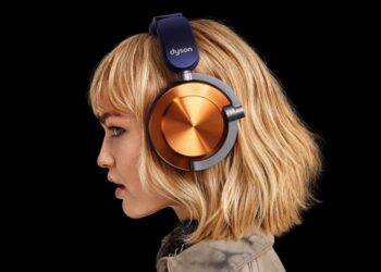 Dyson เปิดตัวเฮดโฟนรุ่นล่าสุด Dyson OnTrac ใช้งานสูงสุด 55 ชั่วโมง สร้างลุคแบบไม่เหมือนใครกว่า 2,000 แบบ ราคา 19,900 บาท