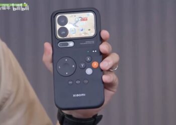 ชมคลิปแกะกล่อง Xiaomi 17 Pro Max พร้อมเคสที่จะเปลี่ยนสมาร์ทโฟนให้กลายเป็นเครื่องเล่นเกมพกพา