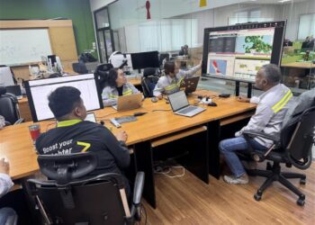 AIS ส่งทีมวิศวกรลงพื้นที่ภาคใต้ หลัง ปภ. แจ้งเตือนฝนตกหนัก–น้ำท่วมฉับพลัน ลุยตรวจสถานีฐาน ดูแลโครงข่ายมือถือ–เน็ตบ้านในพื้นที่เสี่ยงตลอด 24 ชั่วโมง