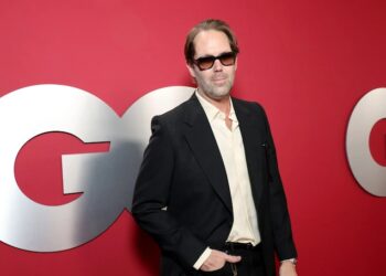 Alan Dye หัวหน้าฝ่ายออกแบบ UI ของ Apple กำลังจะย้ายไปอยู่กับ Meta