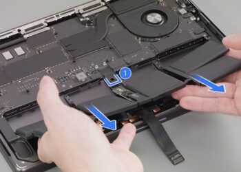 MacBook Pro ชิป M5 สามารถเปลี่ยนแบตเตอรี่ได้ง่ายขึ้น