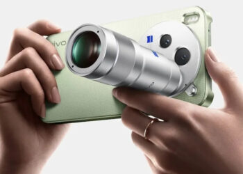 vivo X300s เปิดตัวแล้ว มาพร้อมกล้องหลัก ZEISS 200MP ใช้ชิป Dimensity 9500 ราคาเริ่มต้นราว 23,790 บาท