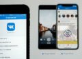 รัสเซีย เรียกร้องให้ Apple ออกมาชี้แจง กรณีลบแอปของ VK ออกจาก App Store