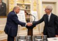 Apple ตกลงใช้ชิปของ Intel หลังจากถูกกดดันจากรัฐบาล Donald Trump