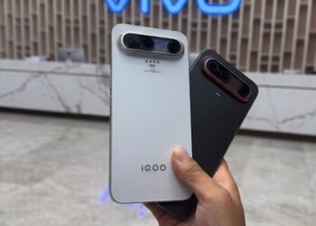 iQOO อวดโฉมคอนเซ็ปต์โฟน iQOO X ใช้ชิป Snapdragon 8 Elite Gen 10 Pro แบตใหญ่ 15000mAh