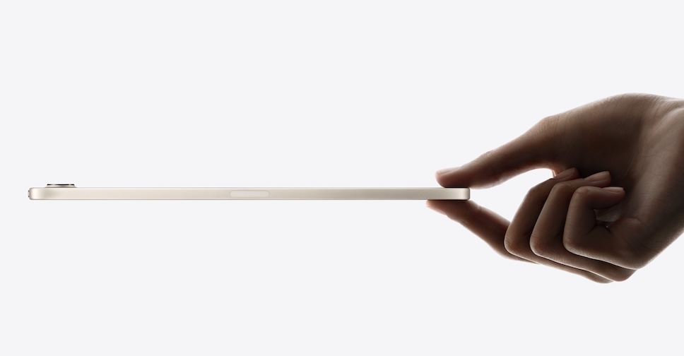 Apple เปลี่ยนภาพโปรโมท iPad mini ในเกาหลีใต้ โดยลบภาพมือออกไป