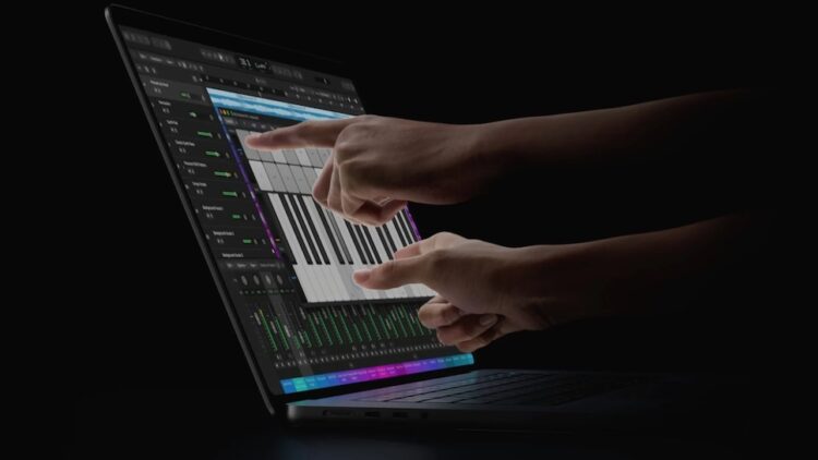 ผู้บริหาร Apple เผยเหตุผลที่ทำให้ MacBook Pro รุ่นใหม่ มาพร้อมจอสัมผัส